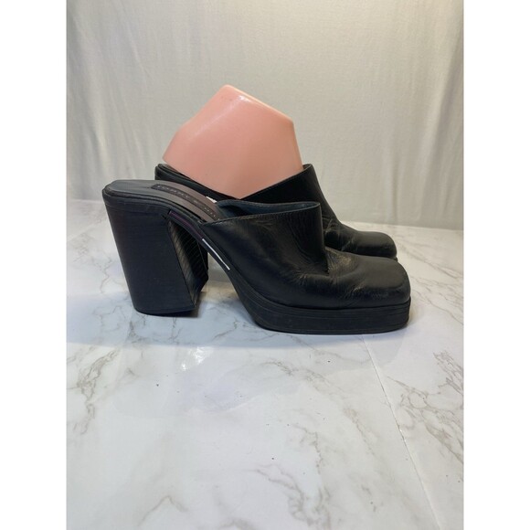 Women's Tommy Hilfiger 3" Black Platform Shoe *Block Heel * Square Toe *Size 8 - Picture 4 of 9